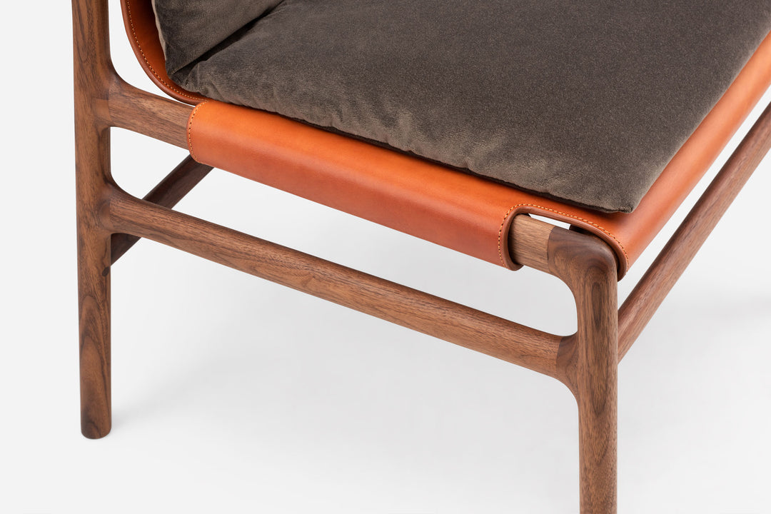 DANISH OILED WALNUT & DARK TAN LEATHER & BALBOA 29 FABRIC