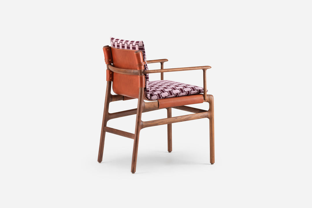 DANISH OILED WALNUT & DARK TAN LEATHER & ZADE 660