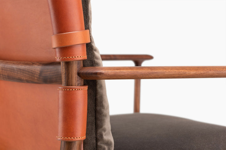 DANISH OILED WALNUT & DARK TAN LEATHER & BALBOA 29 FABRIC