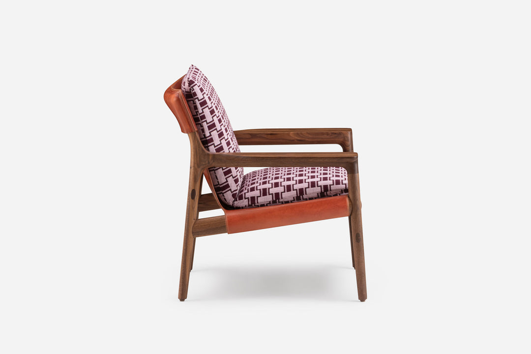 DANISH OILED WALNUT & DARK TAN LEATHER & ZADE 660