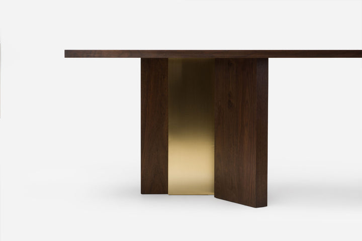 BLACK OILED WALNUT & BRUSHED BRASS