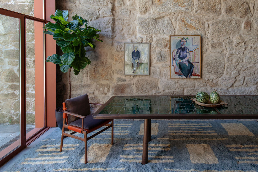 TWENTY-FIVE DINING TABLE