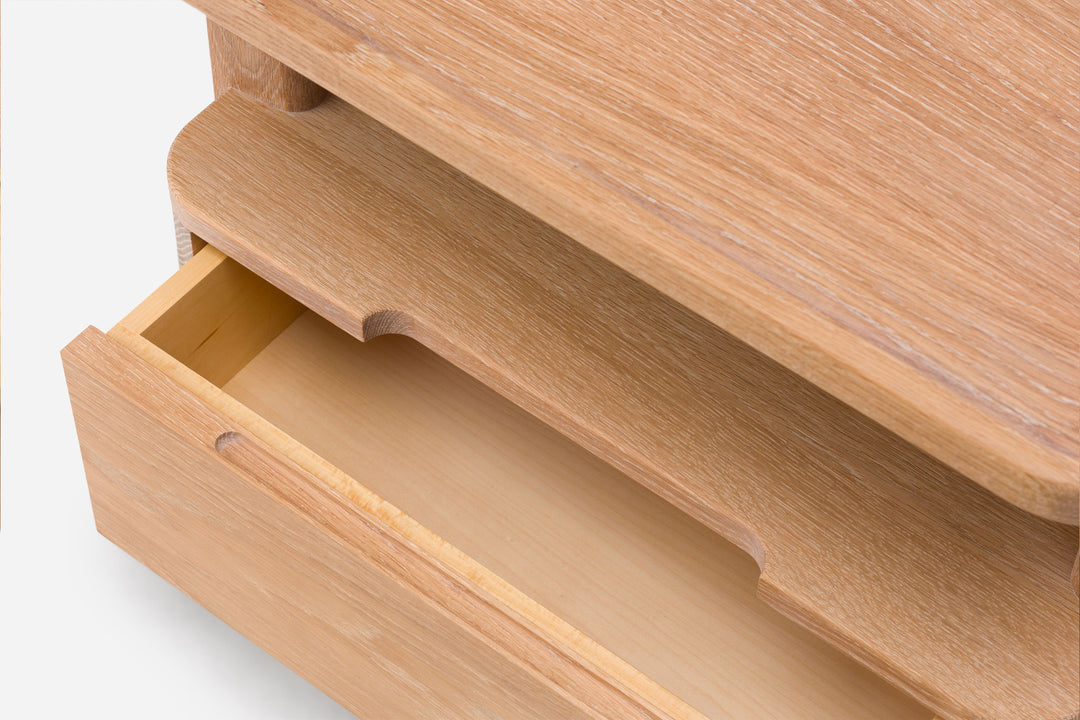 WHITE OILED OAK & JUNCO