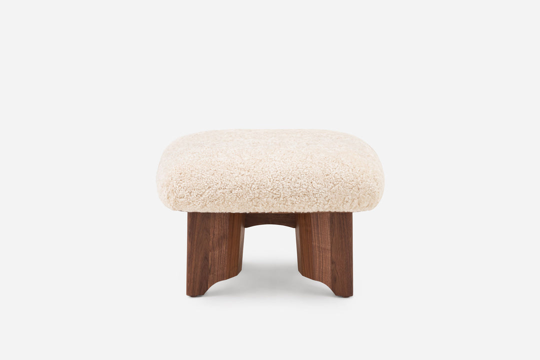 DANISH OILED WALNUT & MOHAWI SHEEPSKIN