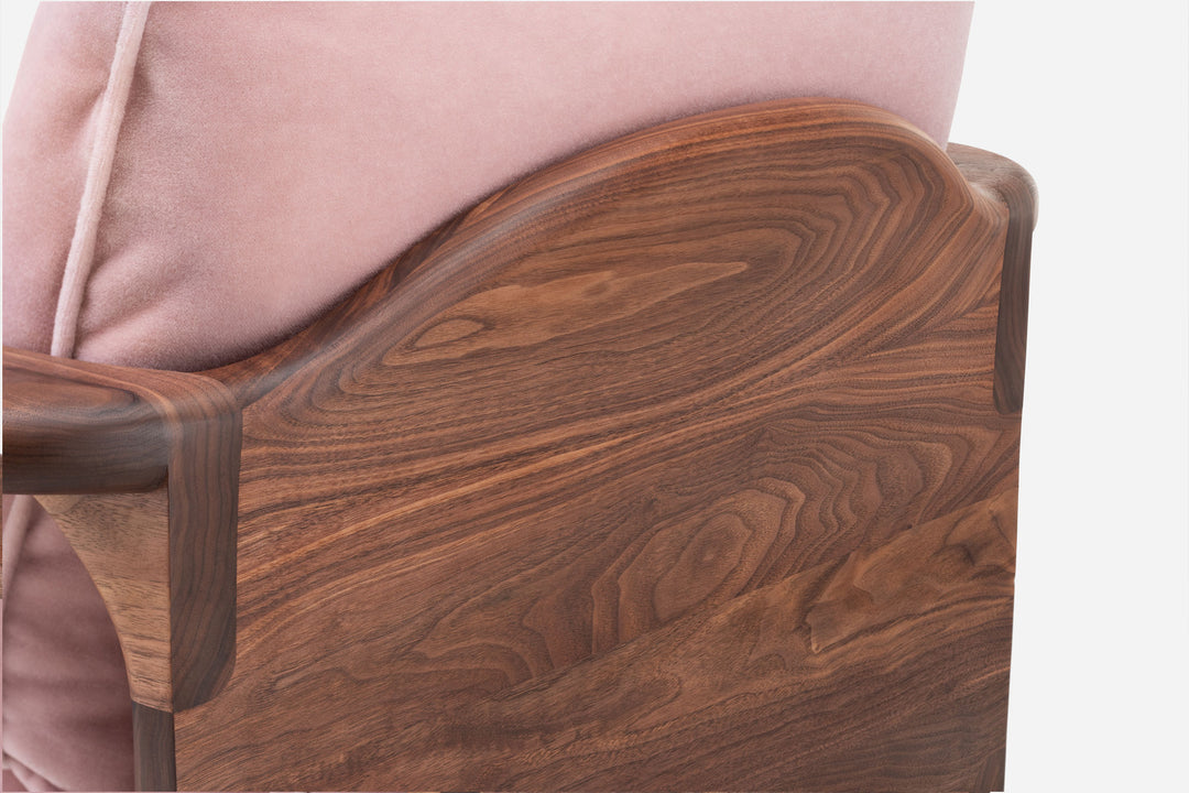 DANISH OILED WALNUT & BYRAM 621
