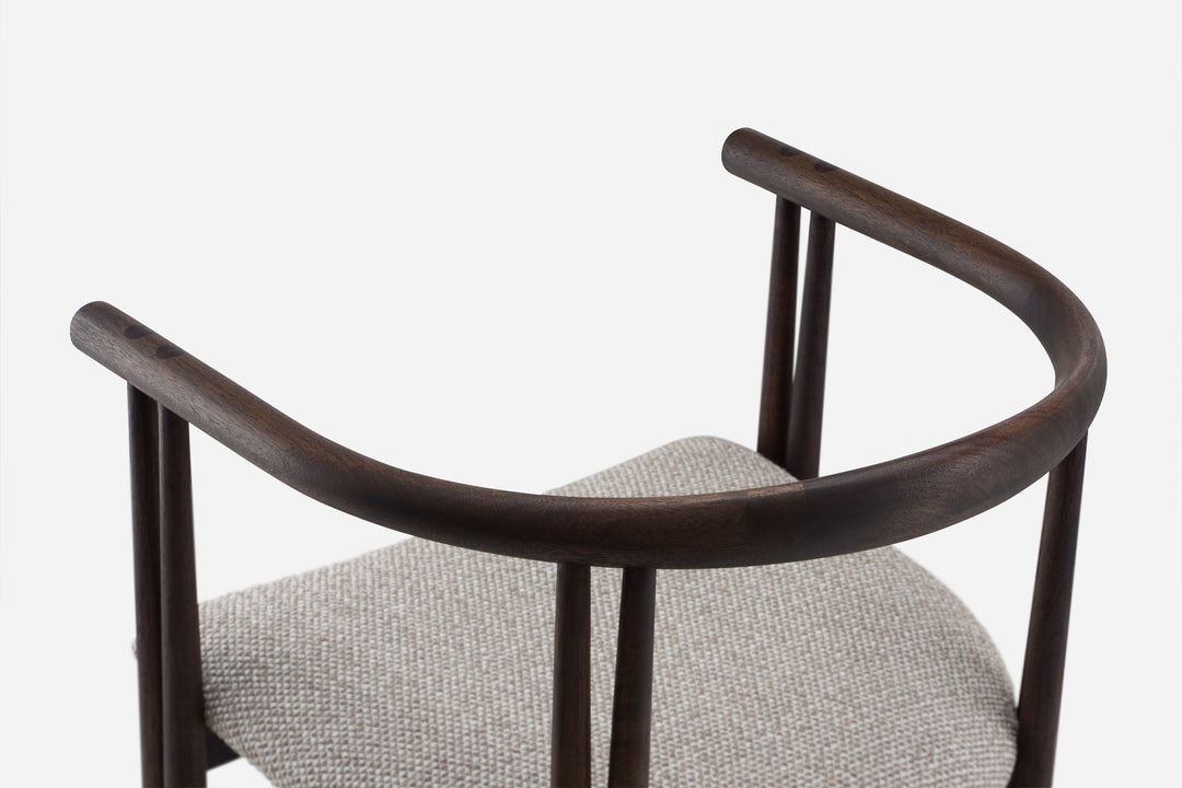 BLACK OILED WALNUT & SAFIRE 004