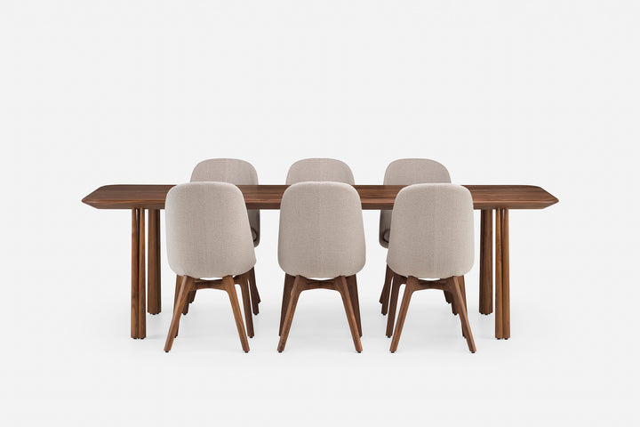 DANISH OILED WALNUT (MODEL: L + SOLO CHAIR IN CODA 2 232)