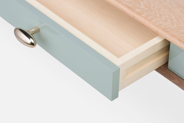 WHITE OILED OAK & LAGOON GLOSS HDF