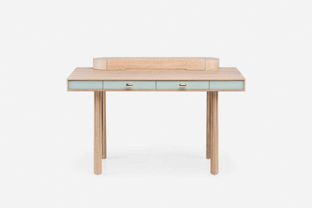 WHITE OILED OAK (+ ELLIOT DRESSING TABLE)