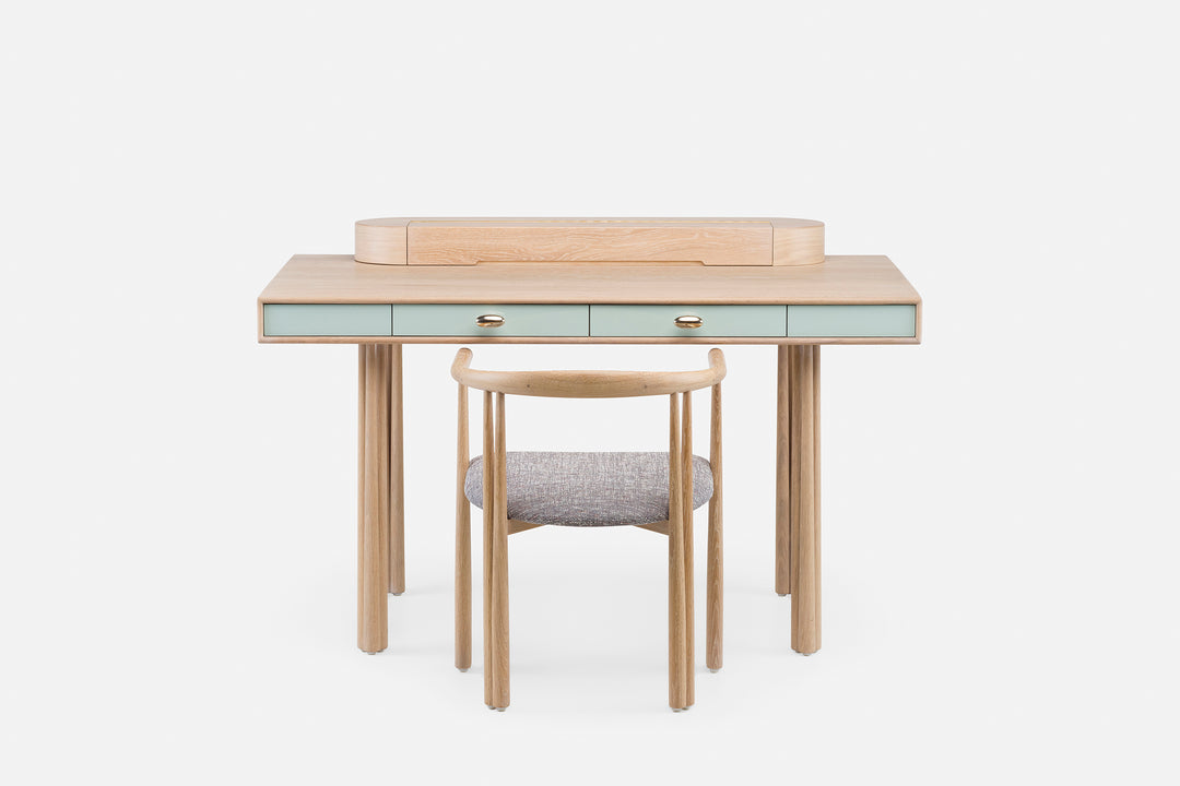 WHITE OILED OAK & LAGOON GLOSS HDF (+ ELLIOT DESK STORAGE + ELLIOT CHAIR)