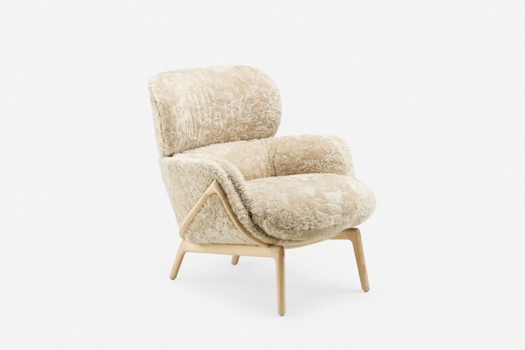 WHITE OILED ASH & MOHAWI CURLY SHEEPSKIN