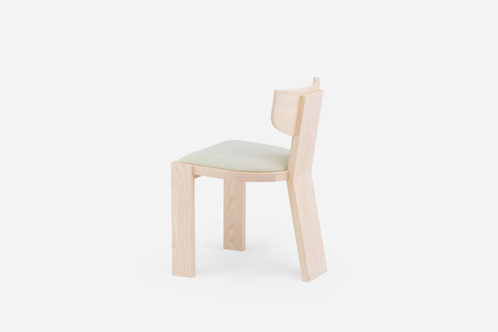 WHITE OILED ASH & BYRAM 0921