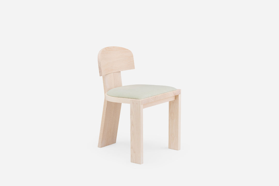 WHITE OILED ASH & BYRAM 0921