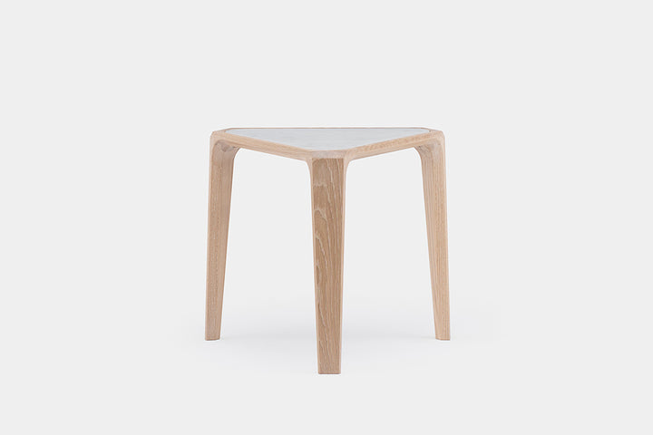 WHITE OILED OAK & CARRARA MARBLE