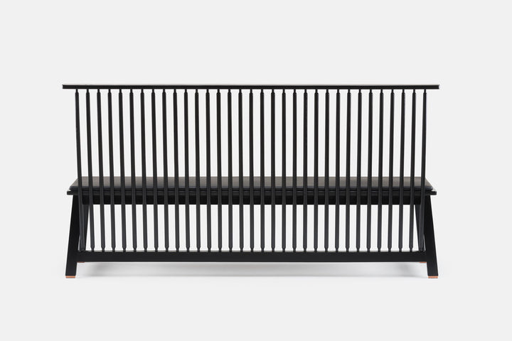 BLACK PAINTED ASH (MODEL: 444 + OPTIONAL SEAT PAD IN BLACK NATURAL GRAIN LEATHER)