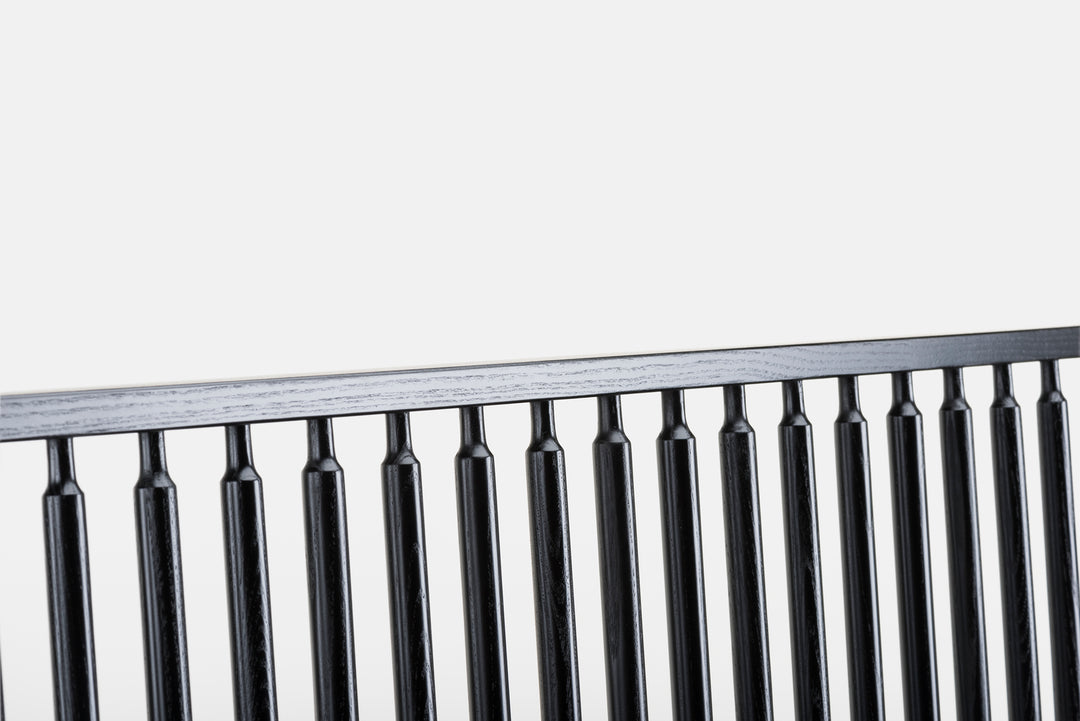 BLACK PAINTED ASH (+ OPTIONAL SEAT PAD IN BLACK NATURAL GRAIN LEATHER)