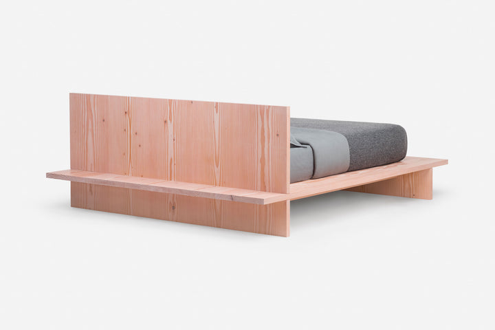 WHITE OILED DOUGLAS FIR (MODEL: S + EU KING MATTRESS)