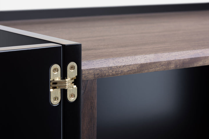 BLACK OILED WALNUT & BLACK GLOSS HDF & BRUSHED BRASS