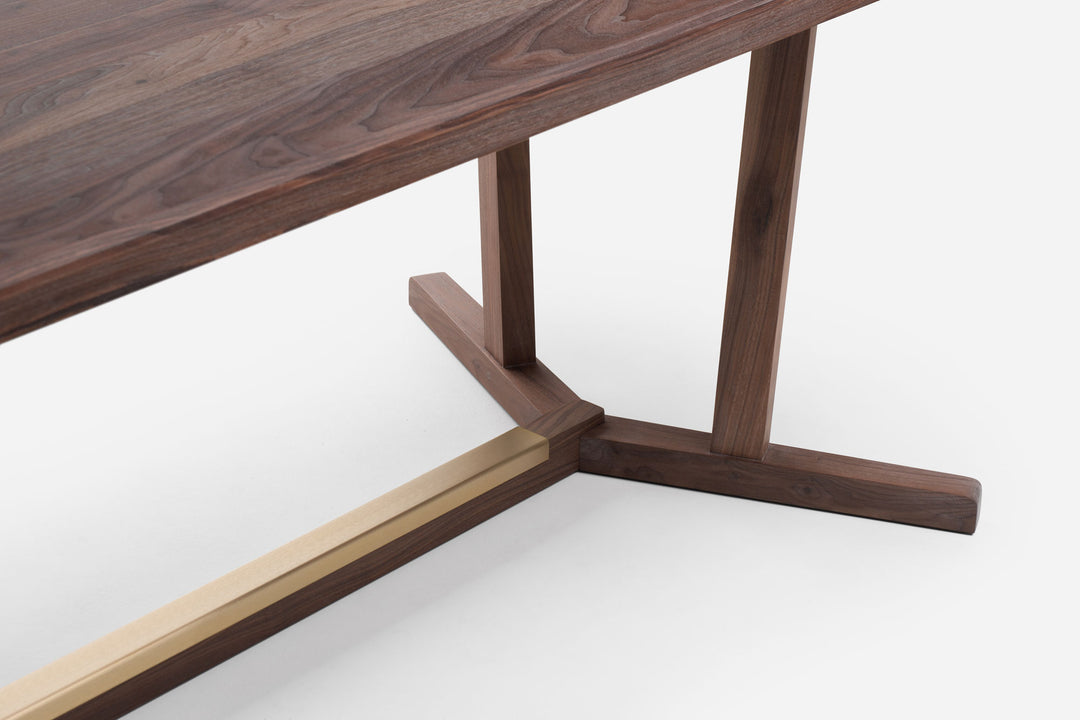 WHITE OILED WALNUT & BRUSHED BRASS