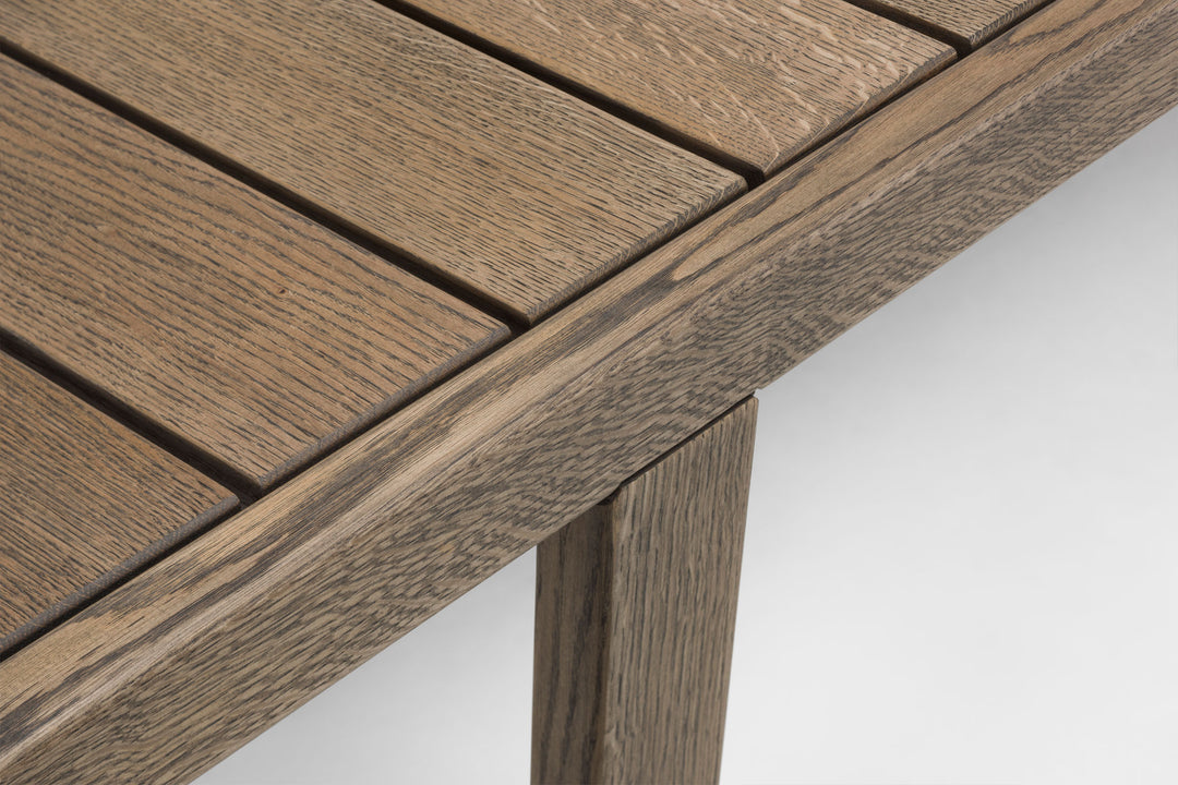 BLACK OILED EUROPEAN OAK