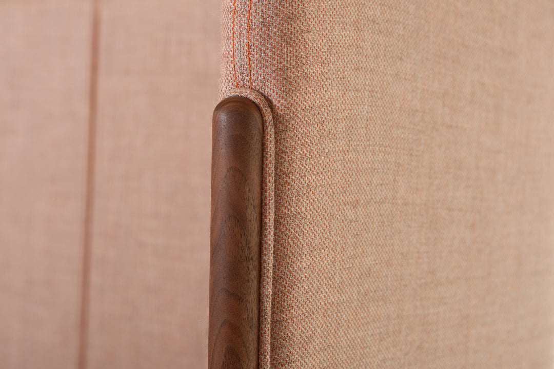 DANISH OILED WALNUT & CLARA 2 544 (SHELL) & CANVAS 614 (CUSHION)