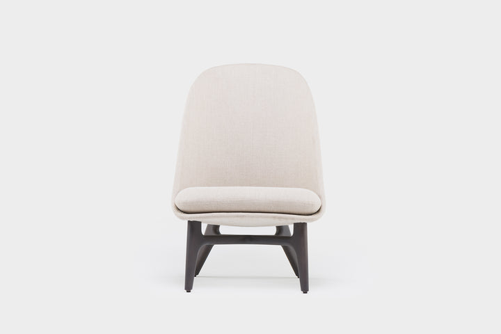 SOLO LOUNGE CHAIR