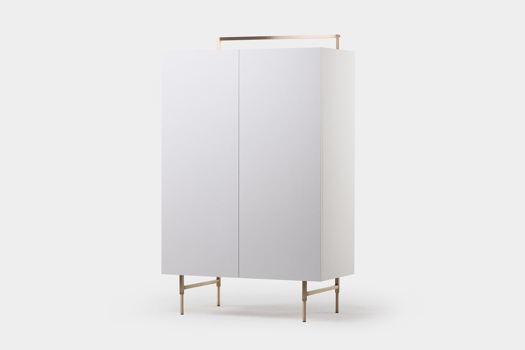 WHITE OILED OAK & WHITE GLOSS HDF & BRUSHED BRASS